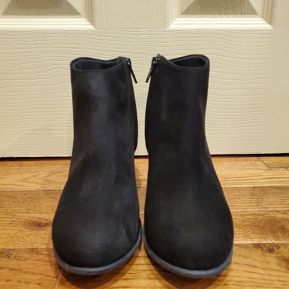 Old Navy booties